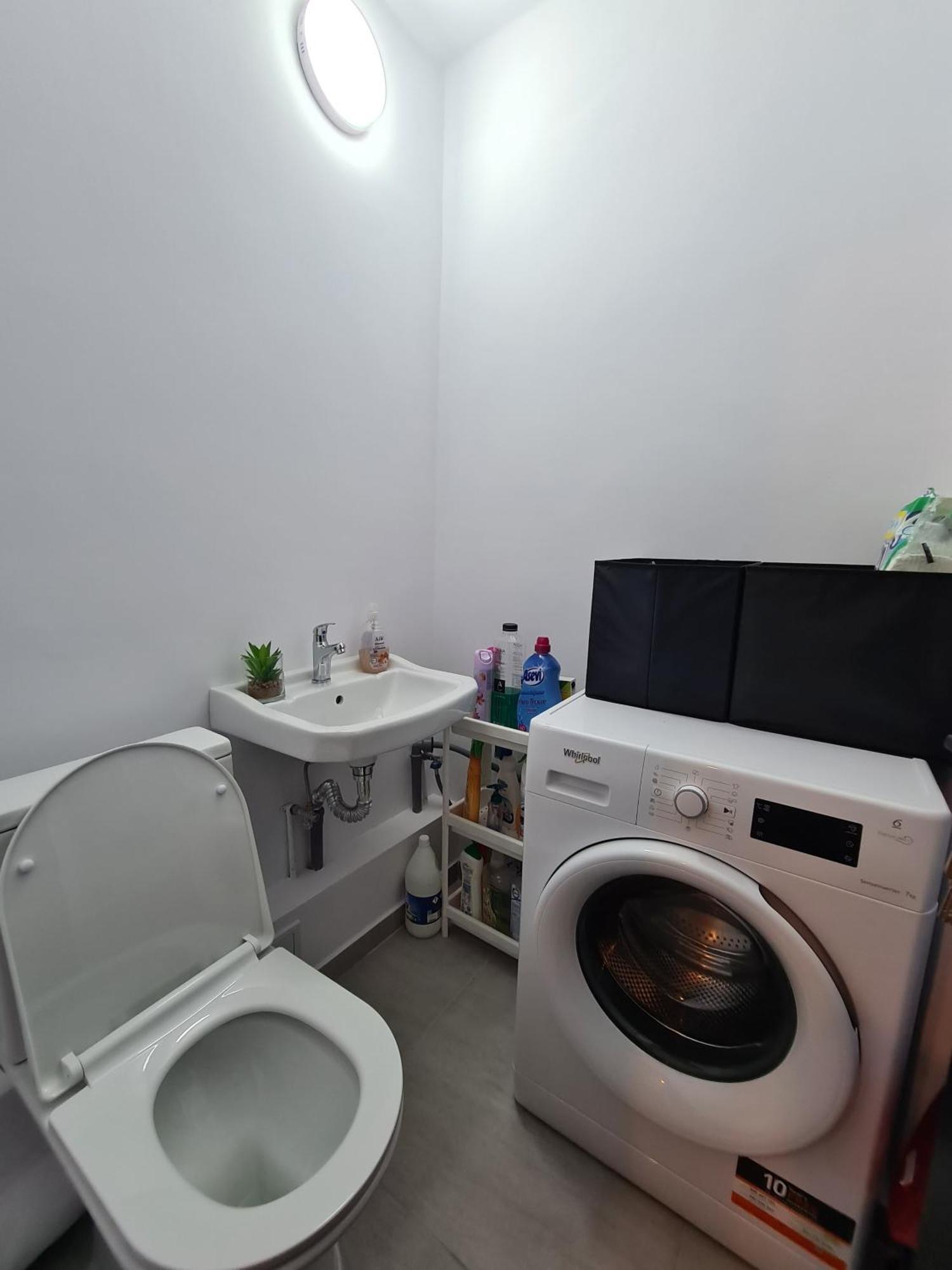 Apartment In Dristor Area Bukares Bagian luar foto