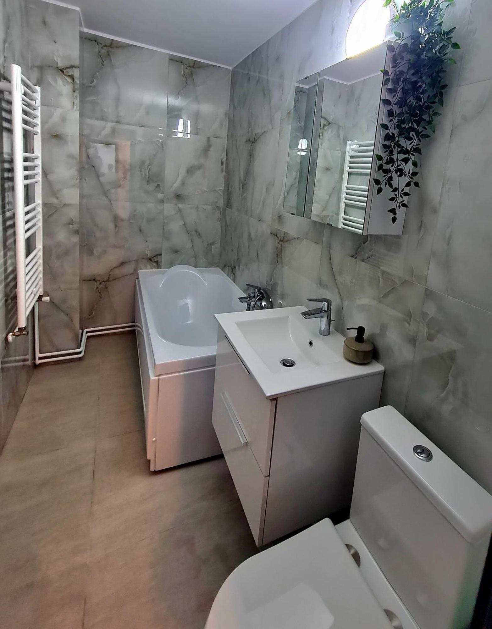 Apartment In Dristor Area Bukares Bagian luar foto