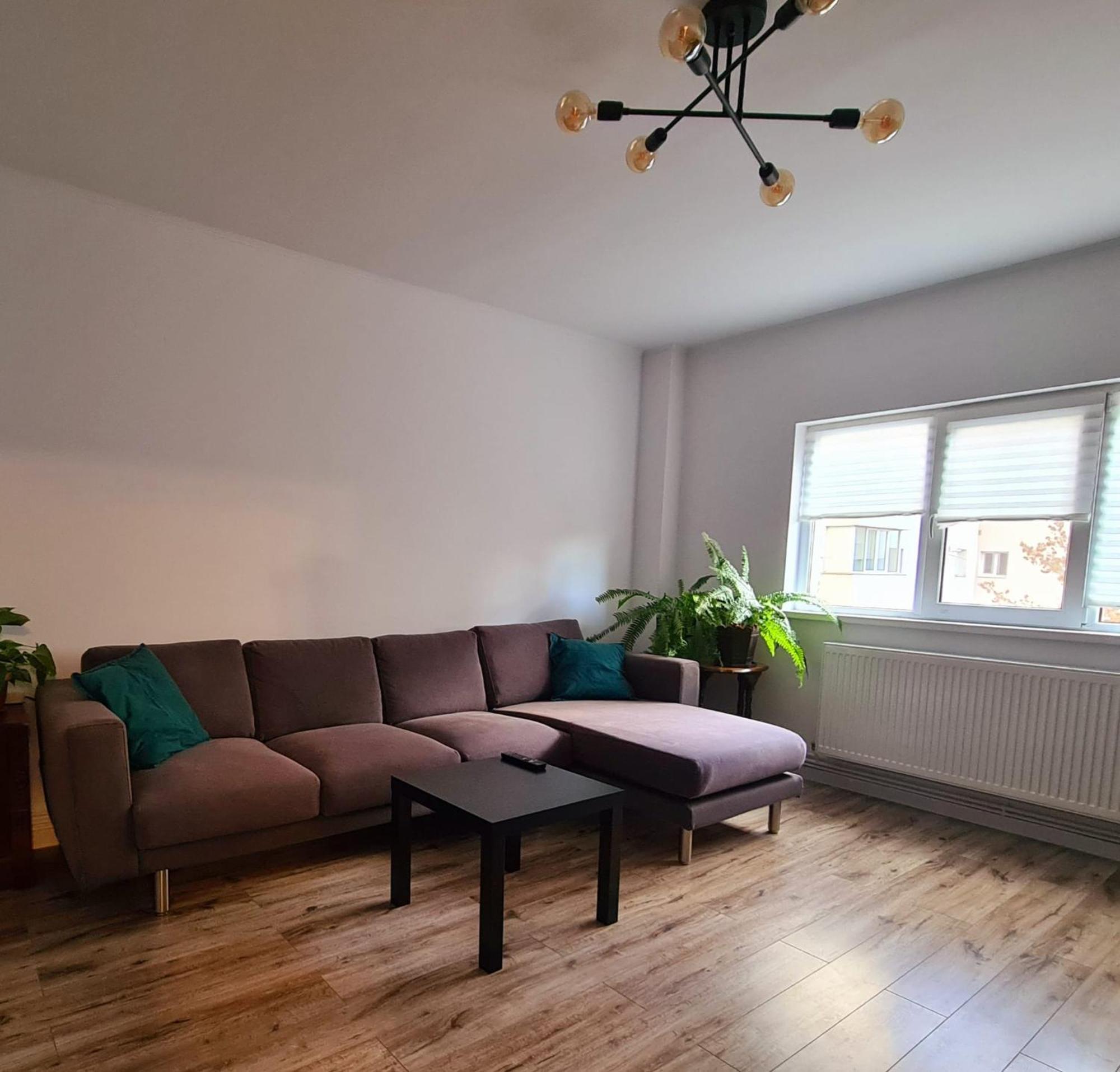 Apartment In Dristor Area Bukares Bagian luar foto